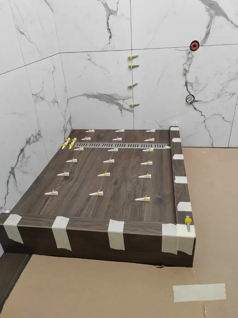 Монтаж напольного покрытия, паркет